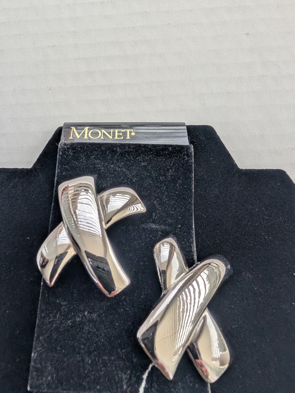 Vintage MONET Silver Tone X Crossover Kiss Clip On Earrings